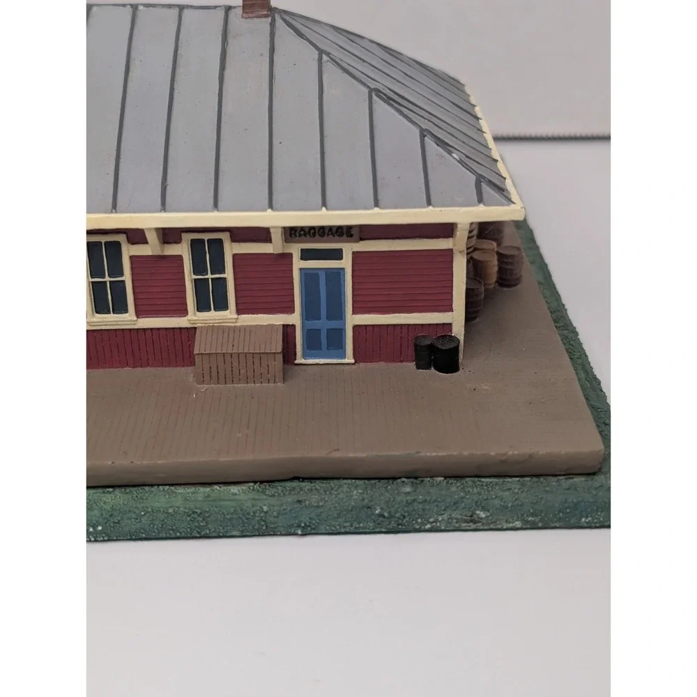 Vintage Lefton De Long Train Station Depot Railroad Building Diorama Display